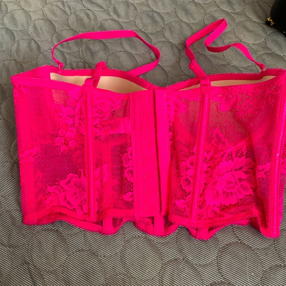 La Senza pink lace bustier- medium - Picture 3 of 4